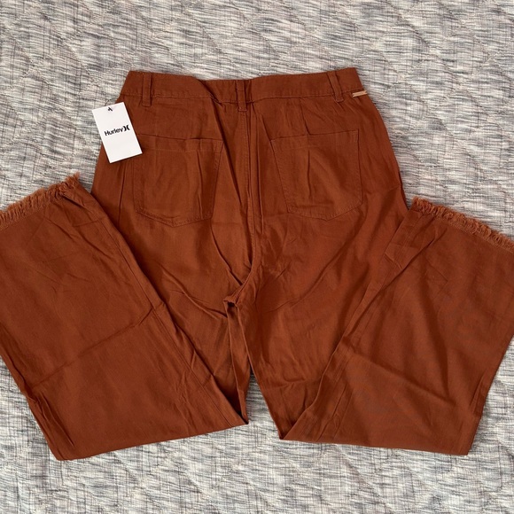 Hurley High Rise Straight Leg Cropped Pants Sz Medium NWT | Hurley Women Pants - - Picture 2 of 11